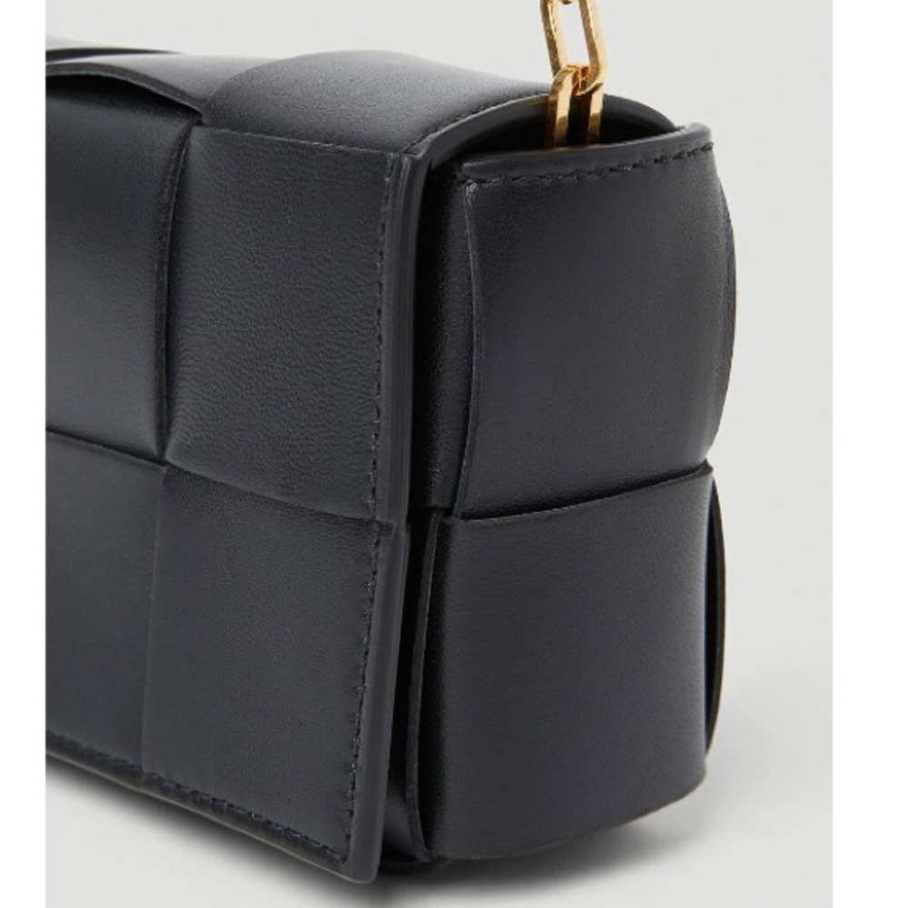 BOTTEGA VENETA Cassette Pochette shoulder chain bag - Picture 4 of 6